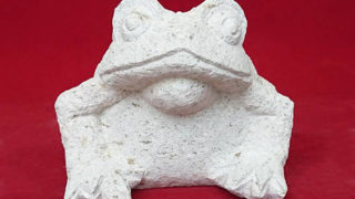カエルの彫刻 カエルの石像 コンクリート Sサイズ 13cm アンティーク調 カエル