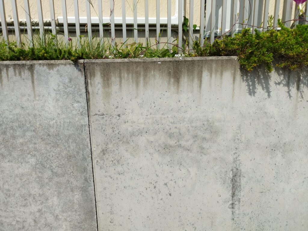 コンクリート擁壁リペア（修復）作業 | 大谷石彫刻家 渡邉哲夫